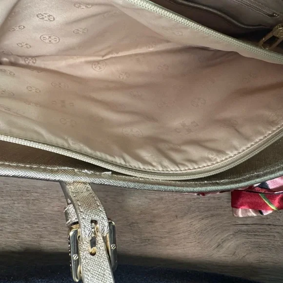 Tory Burch Raffia York Natural Straw Tote - Picture 13 of 13